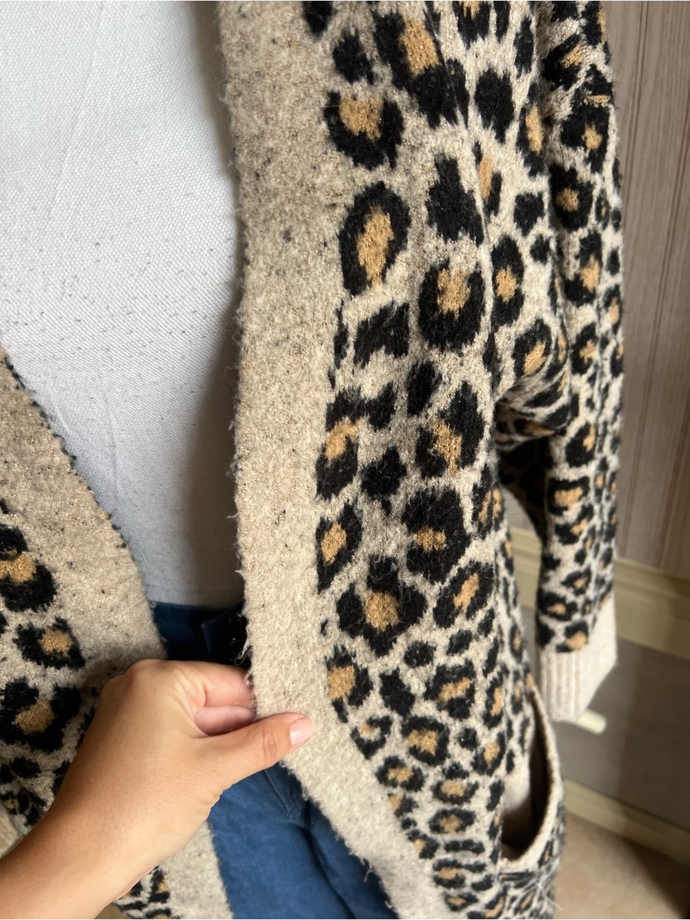 Lulu's Beige Leopard Print Open-Front Cardigan - Picture 9 of 12